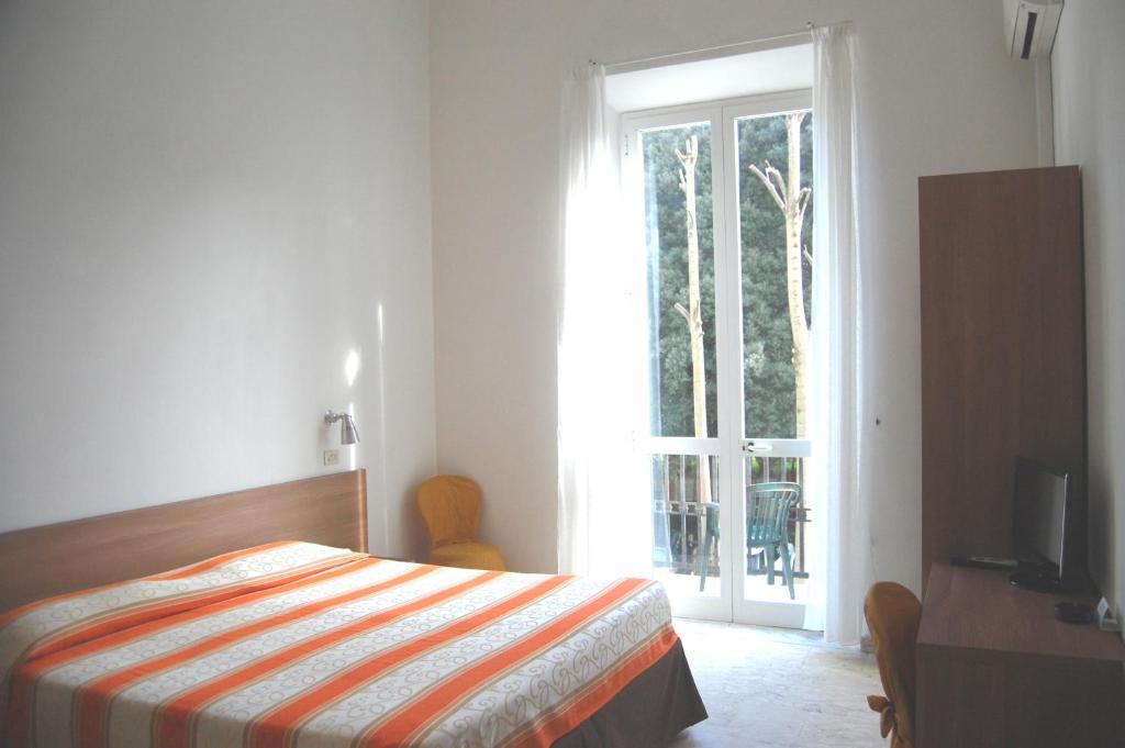 Hotel Derna Viareggio Pokoj fotografie
