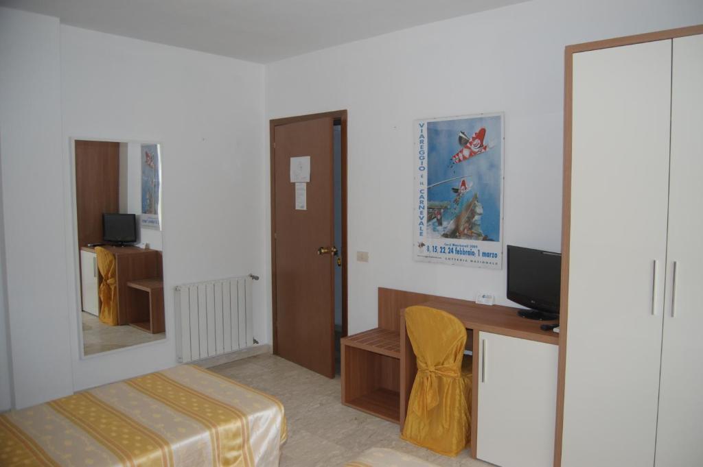 Hotel Derna Viareggio Exteriér fotografie