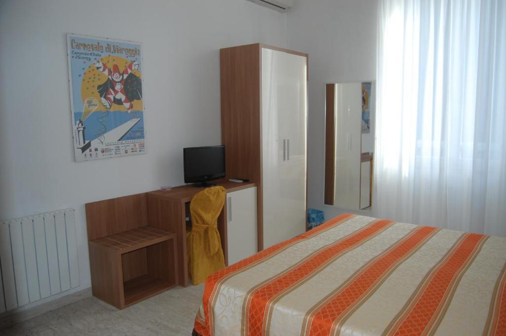 Hotel Derna Viareggio Pokoj fotografie